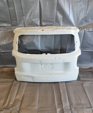 Jeep Renegade Tailgate/trunk/boot lid 