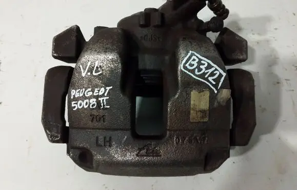 Peugeot 5008 II Front brake caliper 9830798780