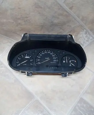 Ford Escort Speedometer (instrument cluster) 96FB10848BA 96FB10C956BA