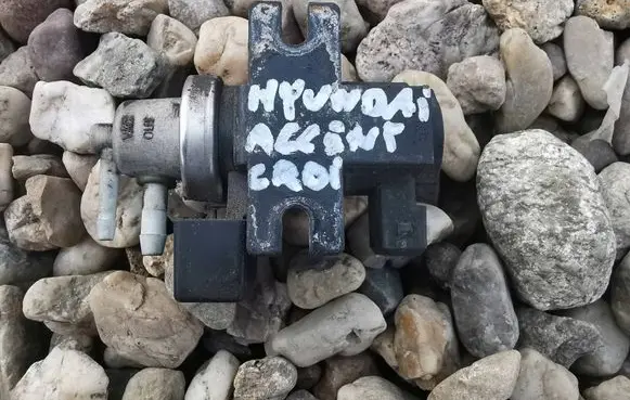 Hyundai Santa Fe Turbo solenoid valve 72190316