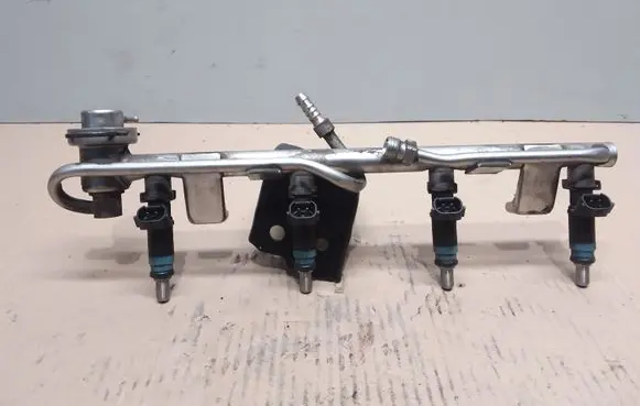 Audi A4 S4 B6 8E 8H Fuel injectors set 1010A00784 06B133551K 058133681
