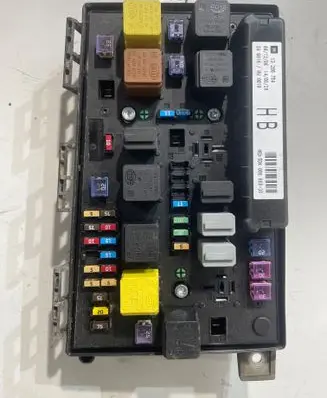 Opel Astra H Fuse module 5DK00866838