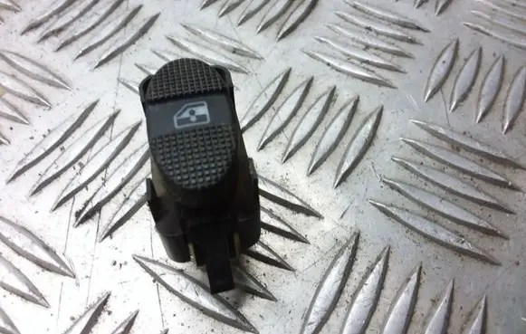 Seat Alhambra (Mk1) Electric window control switch 7M0959855C