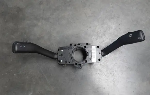 Volkswagen New Beetle Wiper control stalk 4B0953503E