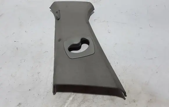BMW 5 F10 F11 (B) pillar trim (bottom) 9116349