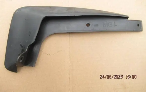 Toyota Auris E180 Front mudguard 7662202220