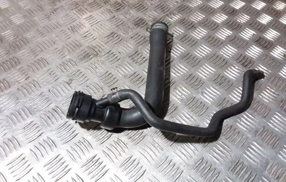 Audi A4 S4 B6 8E 8H Engine coolant pipe/hose