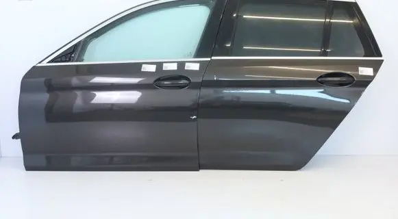 BMW 5 G30 G31 G38 Front door 65784930