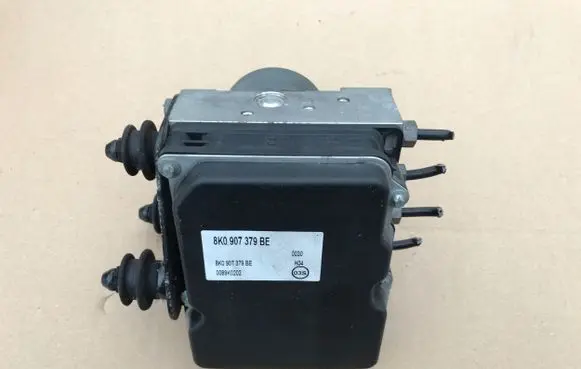 Audi A4 S4 B8 8K ABS Pump 8K0907379BA