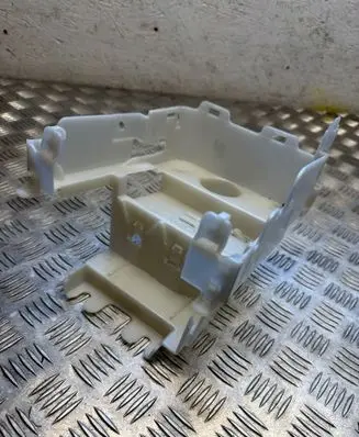 Toyota Proace Fuse box cover 9672936880