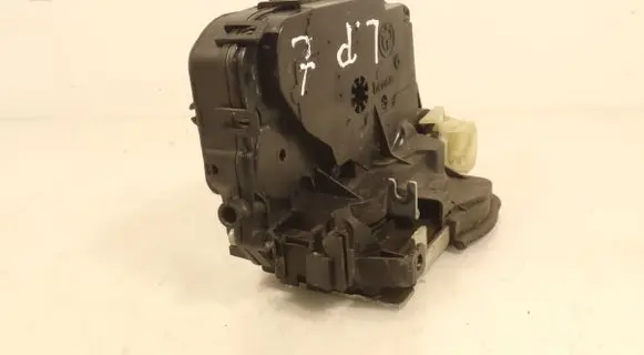 BMW 3 E90 E91 Front door lock 7229471