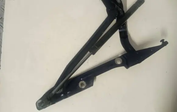 Audi A8 S8 D2 4D Tailgate/trunk/boot hinge 4A5827499A