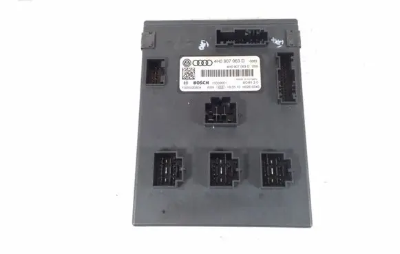Audi A8 S8 D4 4H Comfort/convenience module 4H0907063D