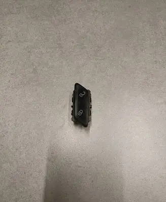 Central locking switch button