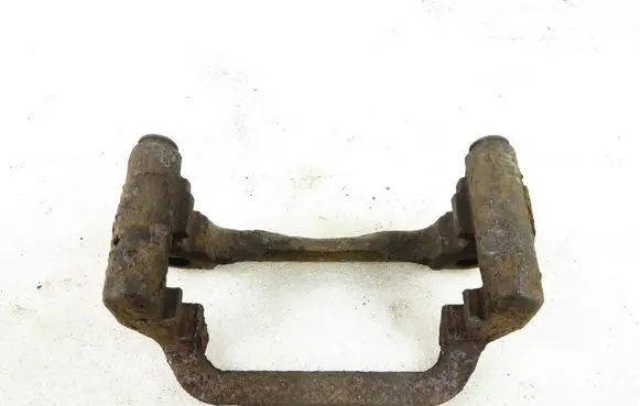 Nissan Quest Brake caliper pad carrier rear 