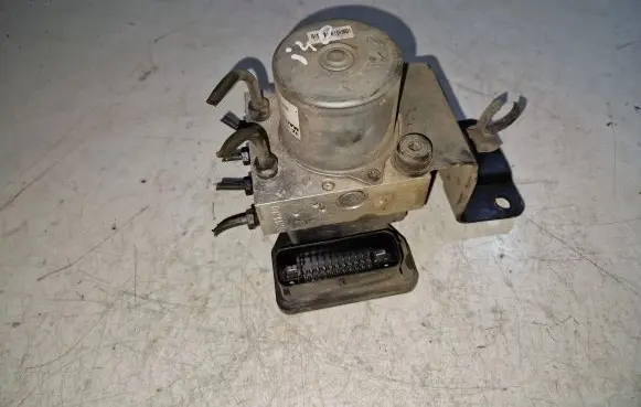 Hyundai i40 ABS Pump 589203Z910