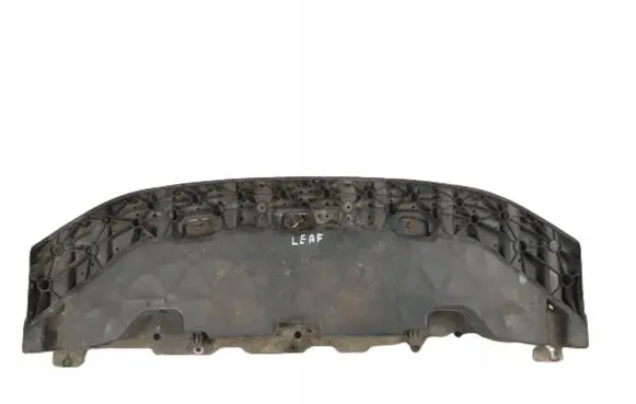 Front bumper skid plate/under tray