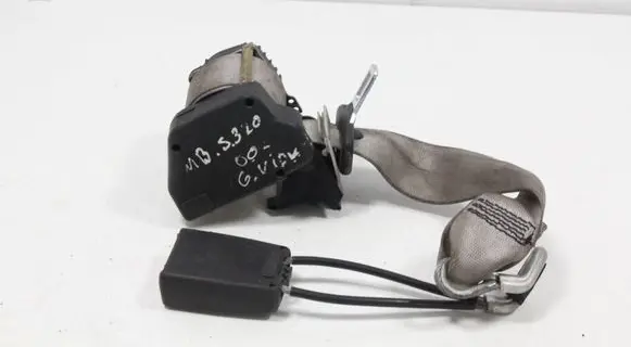 Middle seatbelt (rear)