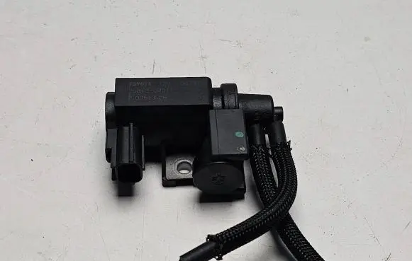 Toyota RAV 4 (XA30) Turbo solenoid valve 258190R011 70051308 T0X0TA120