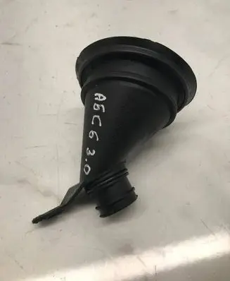 Audi A6 S6 C6 4F Oil filler cap 059103482C