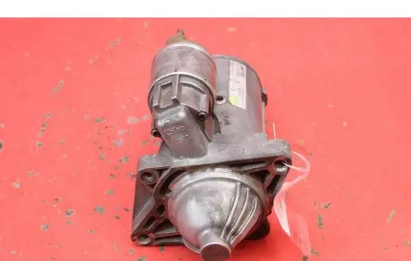 Renault Laguna III Starter motor 8200568535C