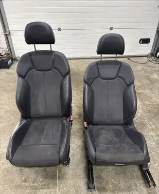 Seat set