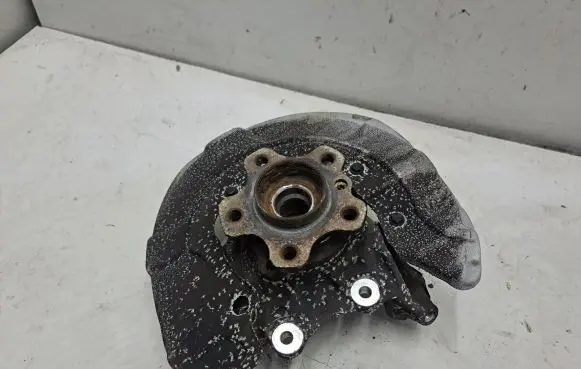 BMW 7 G11 G12 Rear wheel hub 6865662 6899175