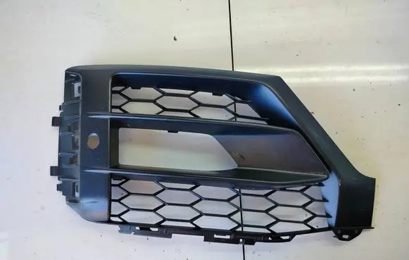 Front bumper lower grill