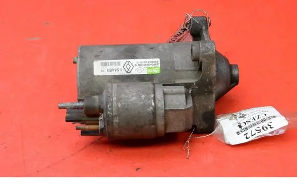 Renault Megane III Starter motor 8200815079C