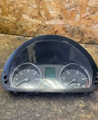 Mercedes-Benz Sprinter W906 Speedometer (instrument cluster) A9069005102 A9069013501