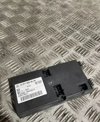 Mercedes-Benz E W211 Seat control module A2118203626 00007896A4 7896A4180271