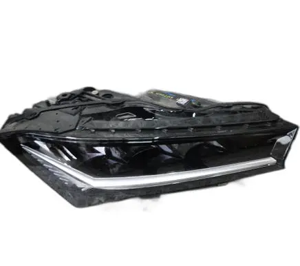 Skoda Superb B9 Headlight/headlamp 3P1941016