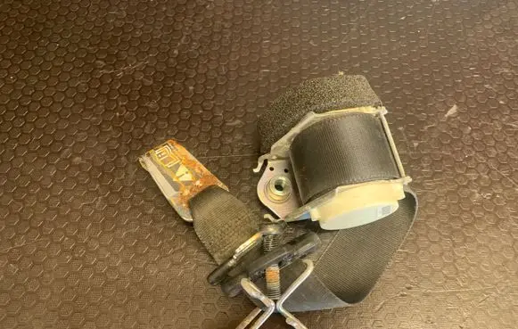 Ford S-MAX Rear seatbelt 33005420 33056308 32056308