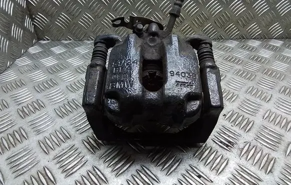 BMW 5 F10 F11 Rear brake caliper 9403B
