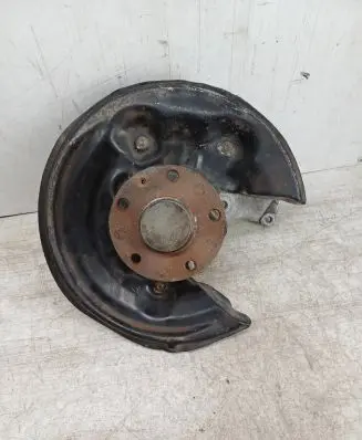 Volkswagen PASSAT B6 Rear wheel hub 3C0505435D