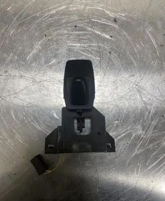 BMW 5 E60 E61 Steering wheel adjustment switch 676786