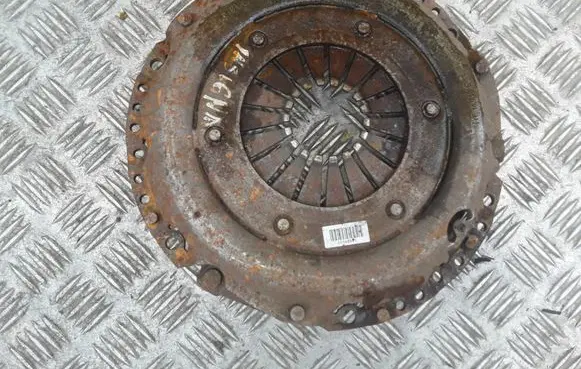 Opel Insignia A Pressure plate 55568851