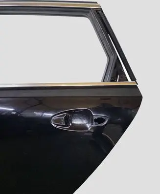 Peugeot 508 Rear door