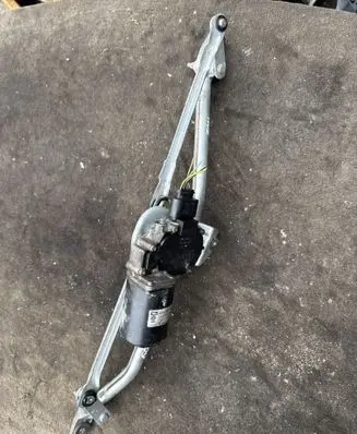 Audi A6 S6 C5 4B Front wiper linkage and motor 404587 8D1955113C