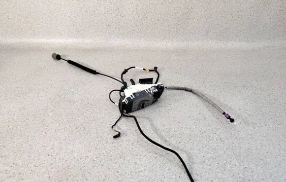 Mercedes-Benz SLK R172 Front door lock A1727601240