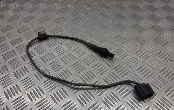 Mazda 3 I Lambda probe sensor 05H23-4750