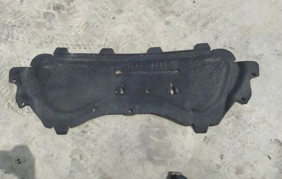 Ford Ka Engine bonnet/hood sound/heat insulation 