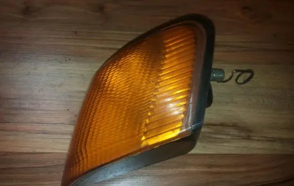 Ford Scorpio Front indicator light 85gg13369aa