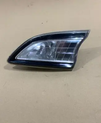 Mazda 3 II Tailgate rear/tail lights P8241R E110584007