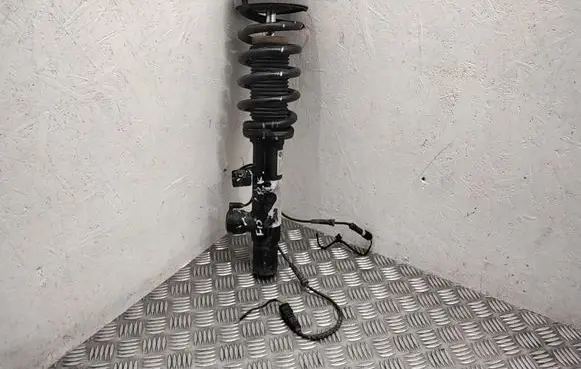 BMW X5 F15 Front shock absorber with coil spring 6875083 686223503