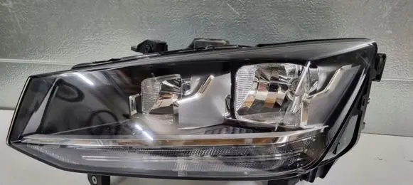 Audi Q2 - Headlight/headlamp