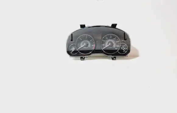 Subaru Legacy Speedometer (instrument cluster) NS05002M 0336085