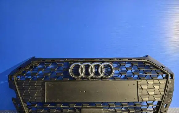 Audi A1 Front bumper upper radiator grill 82A853653A 82A853653