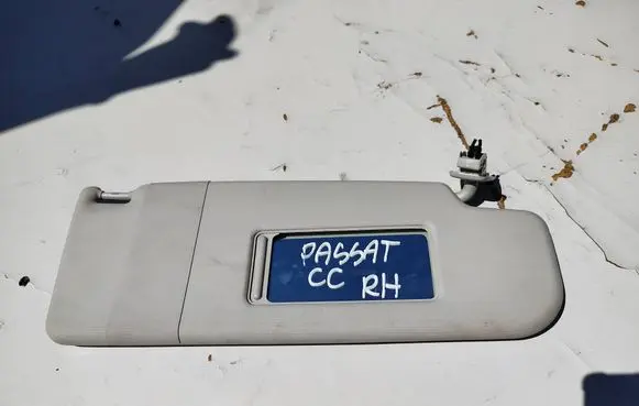 Volkswagen PASSAT CC Sun visor 