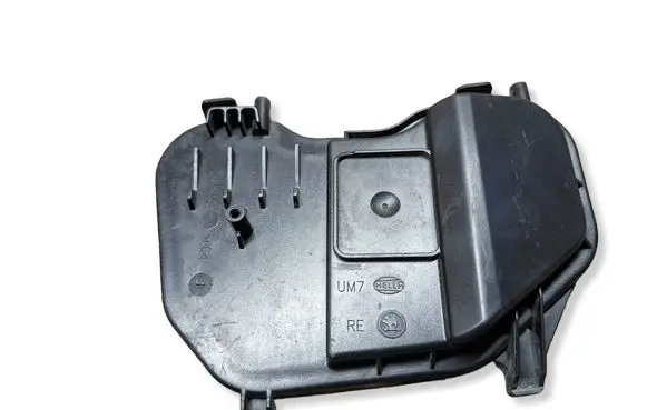 Skoda Fabia Mk1 (6Y) Headlight/headlamp dust cover 246368
